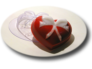 Иллюстрация Форма для мыла/ Сердце с бантиком (75 гр) 80x63x29 мм