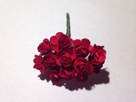 W02608 Бутоны роз 15 мм/ Красные, 12 шт - бумажные цветы