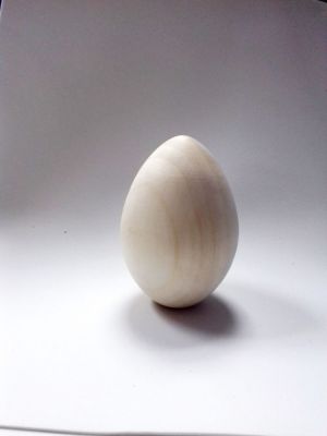 Иллюстрация Яйцо дерево 7-8 см/ Куриное, липа, Россия