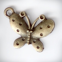 Иллюстрация Веселая бабочка - подвеска 22х19х3 см, бронза антик